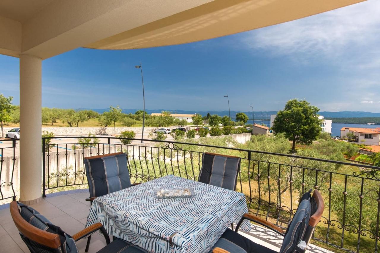 Apartments Otia Seaview Porat  Buitenkant foto