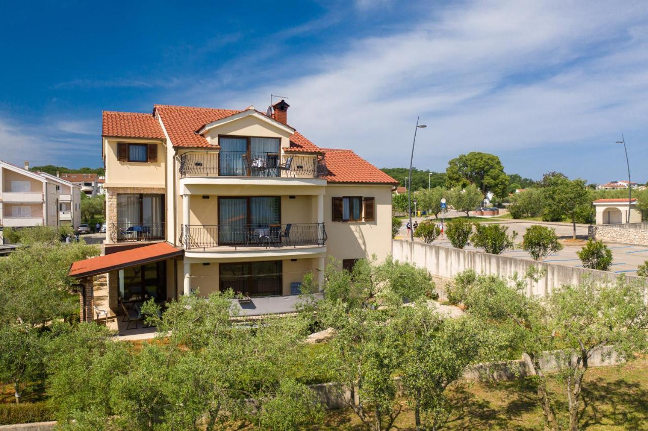 Apartments Otia Seaview Porat  Buitenkant foto